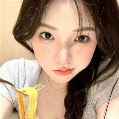 怪物少女妮莫娜